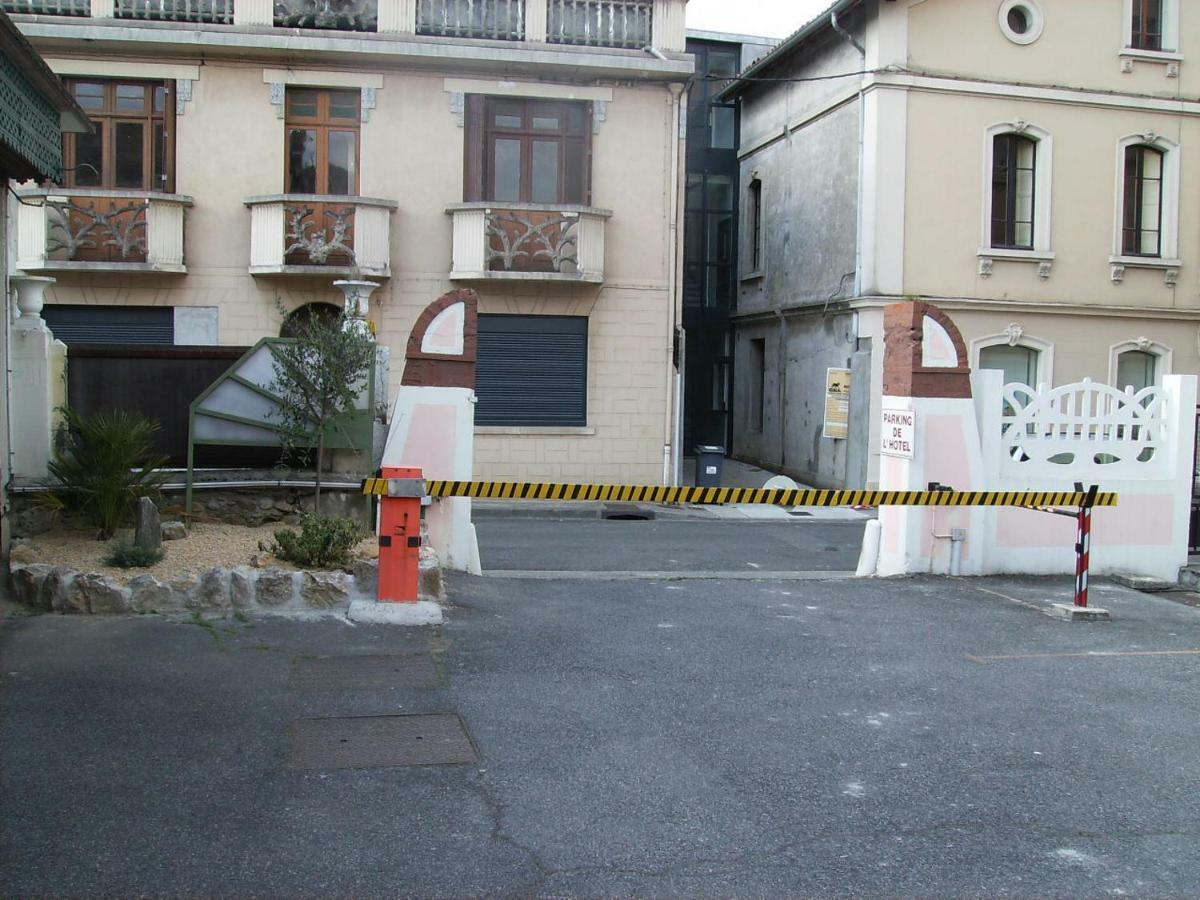 Hotel Pedussaut Saint Gaudens Exterior photo